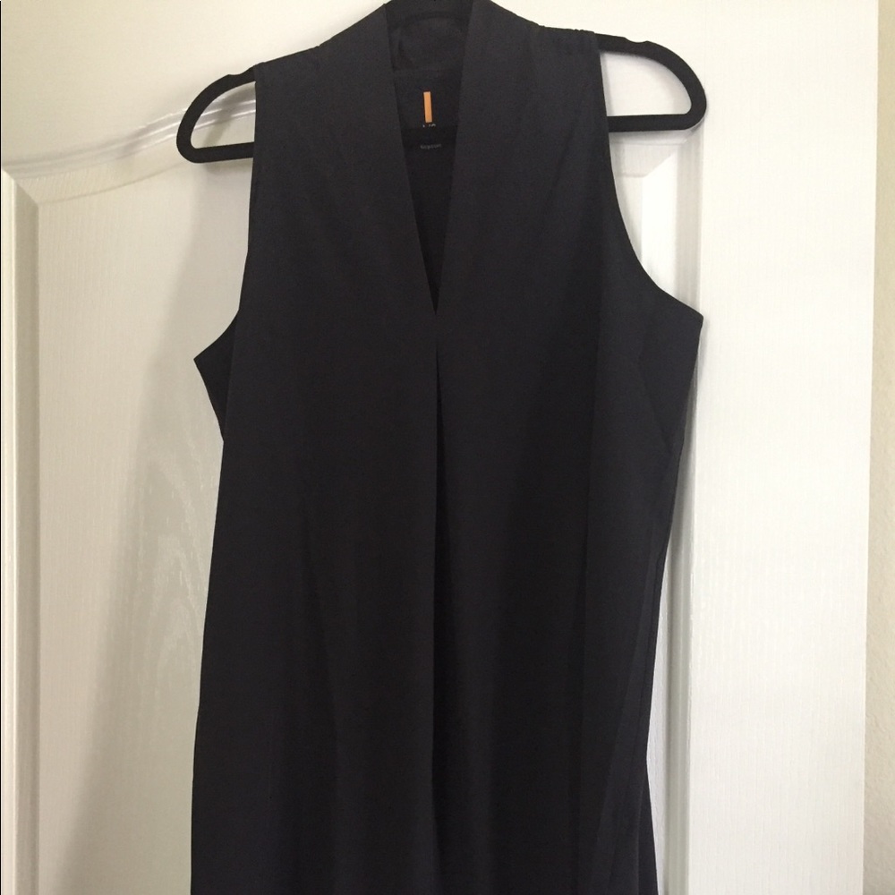 Lucy, athletic dress